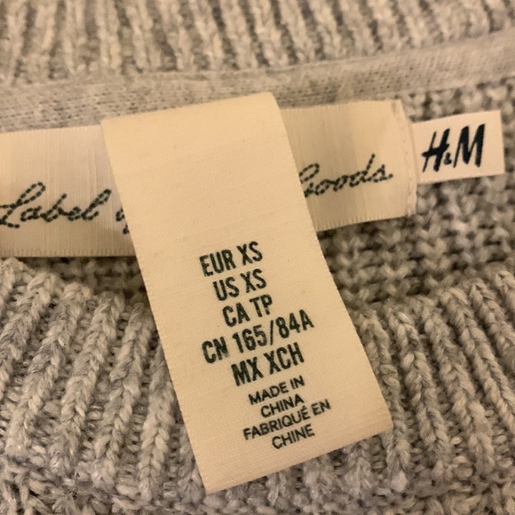H&M L.O.G.G Woman’s XS Grey knit sweater - Picture 3 of 5